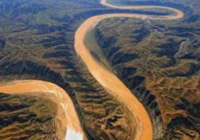 兩條彩帶指的是什么