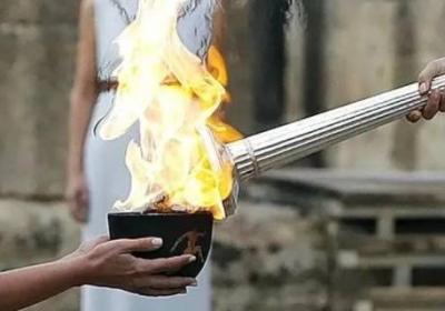 雅典的火種一直燃著嗎