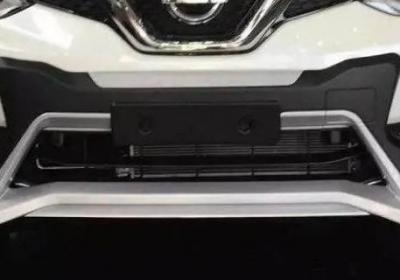 日產(chǎn)勁客近光燈型號