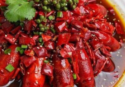 怎么把小龍蝦的殼快速剝開圖解 簡單4步，剝出白嫩嫩的蝦肉