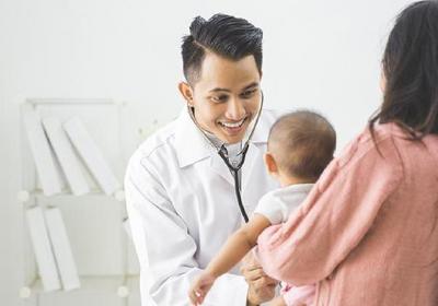 嬰兒晚上不睡覺哭鬧什么原因